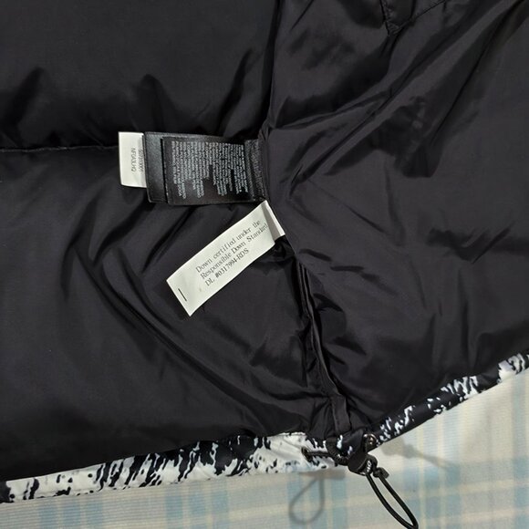 The North Face x Supreme Snow Mountain Print Down Jacket - Picture 12 of 13